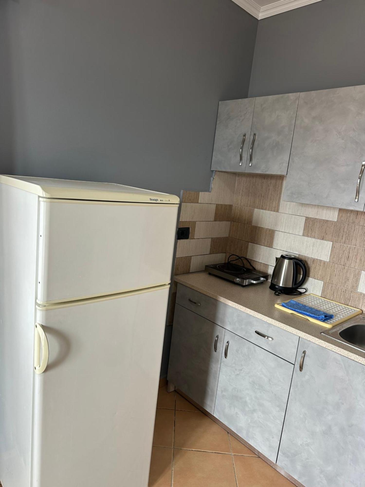 Olivias Apartments City Center Sarande Bagian luar foto