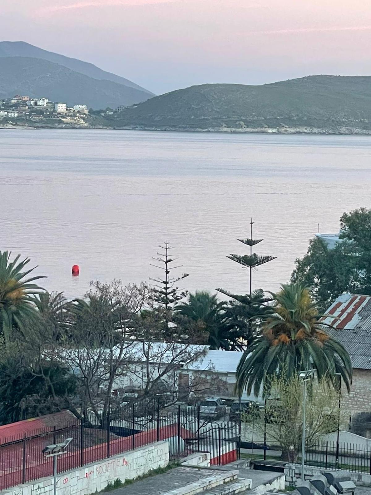 Olivias Apartments City Center Sarande Bagian luar foto