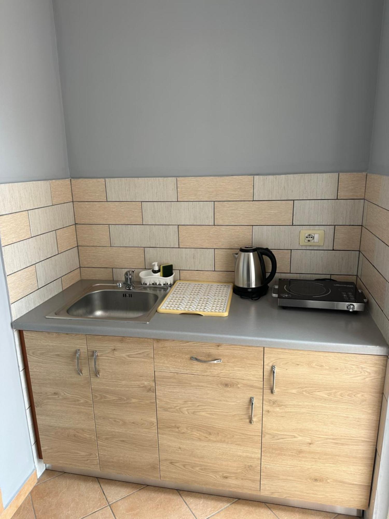Olivias Apartments City Center Sarande Bagian luar foto