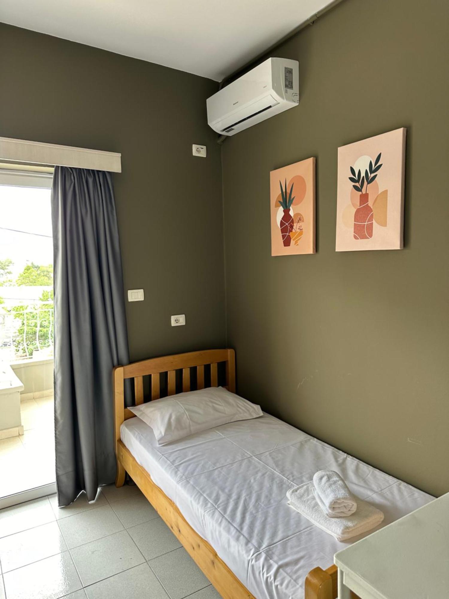 Olivias Apartments City Center Sarande Bagian luar foto